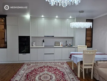 2-комнатная квартира, этаж 10 из 12, 68 м², миниатюра 3