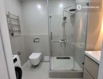 2-комнатная квартира, этаж 10 из 12, 68 м², миниатюра 12