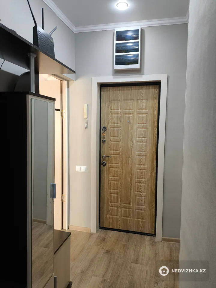2-комнатная квартира, этаж 7 из 9, 54 м², фотография 2