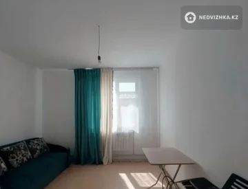 2-комнатная квартира, этаж 2 из 5, 74 м², миниатюра 5