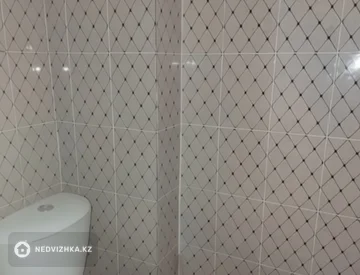 2-комнатная квартира, этаж 2 из 5, 74 м², миниатюра 10