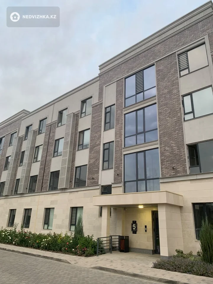2-комнатная квартира, этаж 3 из 4, 54 м², На длительный срок, фотография 3