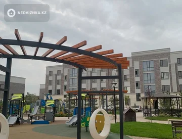 2-комнатная квартира, этаж 3 из 4, 54 м², На длительный срок, миниатюра 6