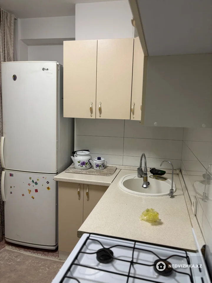 2-комнатная квартира, этаж 3 из 6, 46 м², На длительный срок, фотография 3