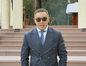 Адиль