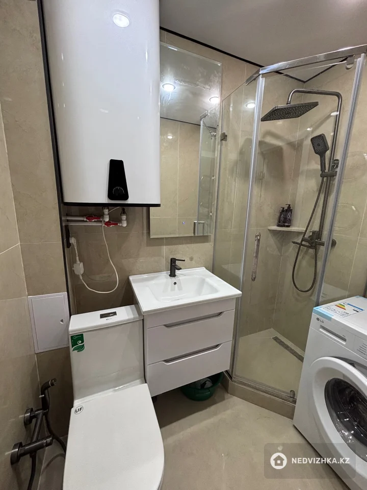 2-комнатная квартира, этаж 8 из 9, 39 м², фотография 4