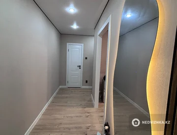 2-комнатная квартира, этаж 8 из 9, 39 м², миниатюра 6
