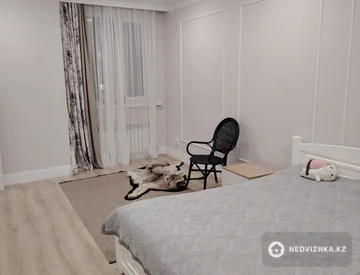 4-комнатная квартира, этаж 5 из 12, 115 м², миниатюра 6
