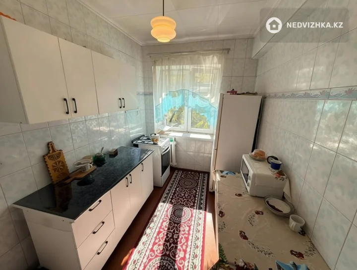 1-комнатная квартира, этаж 5 из 5, 36 м², фотография 3