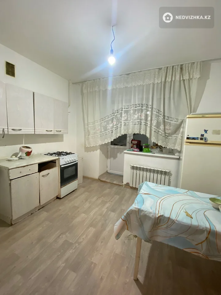 1-комнатная квартира, этаж 1 из 5, 46 м², фотография 2