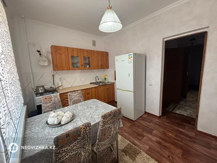 3-комнатная квартира, этаж 4 из 5, 67 м², фотография 3