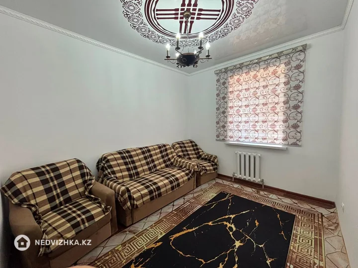 3-комнатная квартира, этаж 4 из 5, 67 м², фотография 4