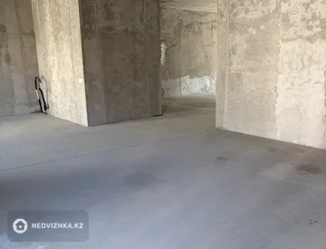 4-комнатная квартира, этаж 3 из 4, 147 м², миниатюра 11