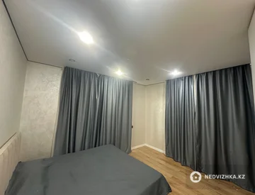 3-комнатная квартира, этаж 3 из 12, 68 м², миниатюра 3