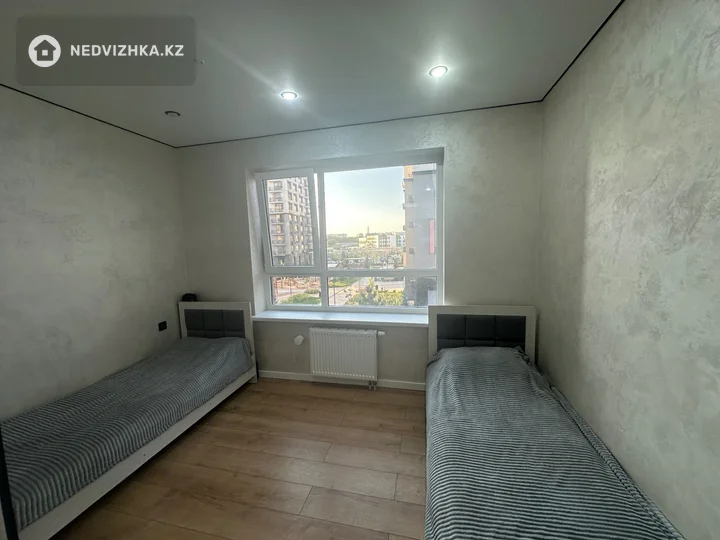 3-комнатная квартира, этаж 3 из 12, 68 м², фотография 4