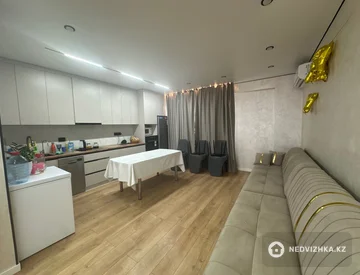 3-комнатная квартира, этаж 3 из 12, 68 м², миниатюра 9