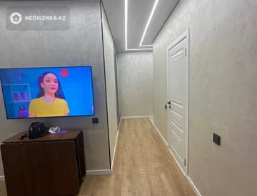 3-комнатная квартира, этаж 3 из 12, 68 м², миниатюра 10