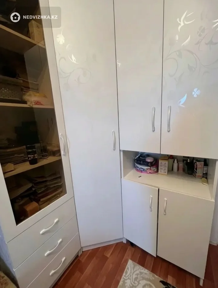 3-комнатная квартира, этаж 5 из 5, 60 м², фотография 4