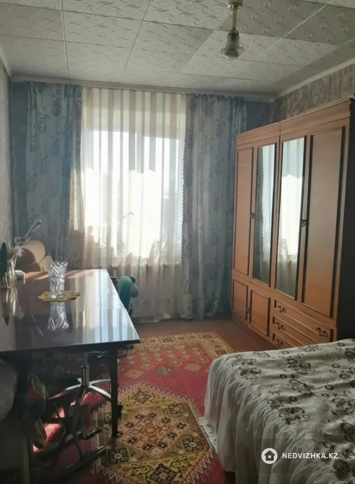 4-комнатная квартира, этаж 5 из 5, 81 м², фотография 4