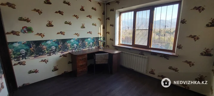 3-комнатная квартира, этаж 8 из 9, 70 м², фотография 5
