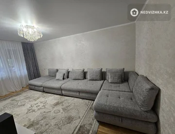 4-комнатная квартира, этаж 3 из 5, 74 м², миниатюра 2
