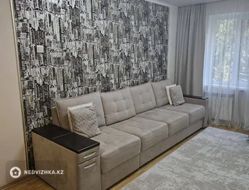 4-комнатная квартира, этаж 3 из 5, 74 м², миниатюра 6