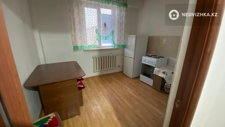 1-комнатная квартира, этаж 5 из 5, 38 м², фотография 4