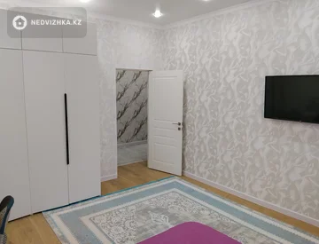 2-комнатная квартира, этаж 1 из 5, 73 м², миниатюра 6
