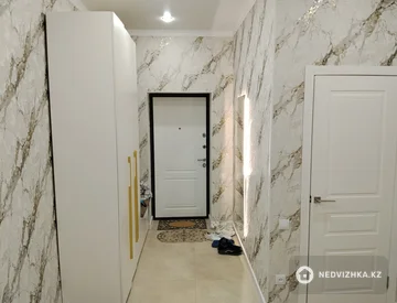 2-комнатная квартира, этаж 1 из 5, 73 м², миниатюра 12