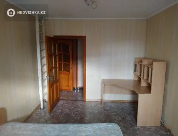 2-комнатная квартира, этаж 1 из 10, 53 м², миниатюра 8