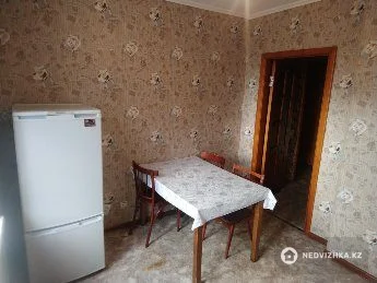 2-комнатная квартира, этаж 1 из 10, 53 м²