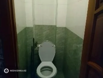2-комнатная квартира, этаж 1 из 10, 53 м², миниатюра 6