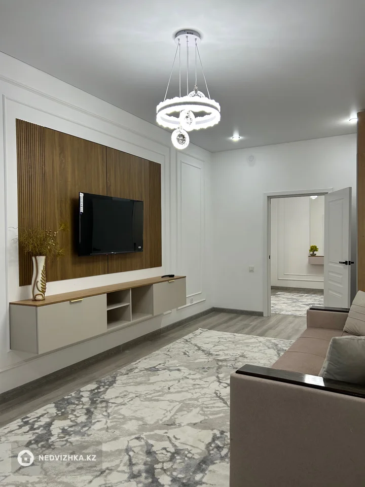 2-комнатная квартира, этаж 7 из 9, 56 м², На длительный срок, фотография 3