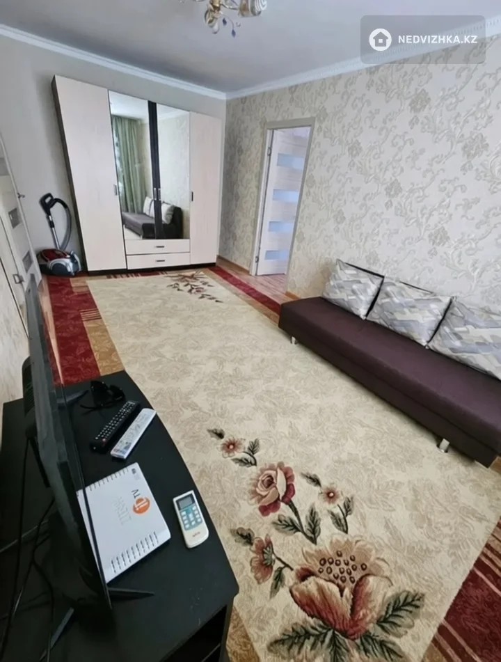2-комнатная квартира, этаж 1 из 5, 42 м², фотография 3