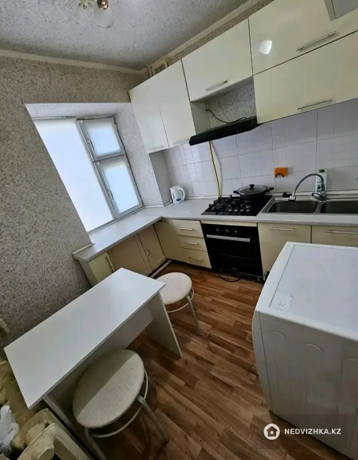 2-комнатная квартира, этаж 1 из 5, 42 м², фотография 4
