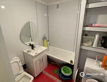 3-комнатная квартира, этаж 2 из 5, 56 м², миниатюра 5