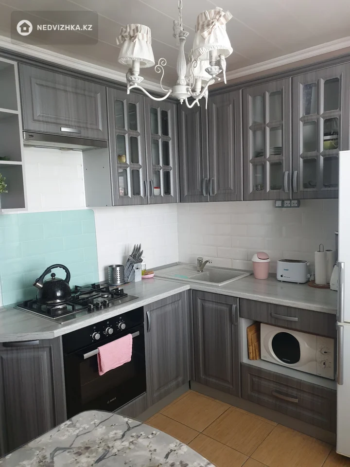 3-комнатная квартира, этаж 7 из 10, 75 м², фотография 5