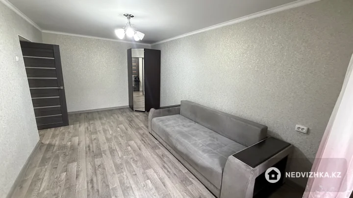 1-комнатная квартира, этаж 2 из 5, 32 м², фотография 3