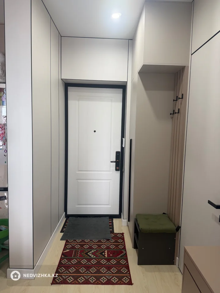 2-комнатная квартира, этаж 15 из 15, 50 м²