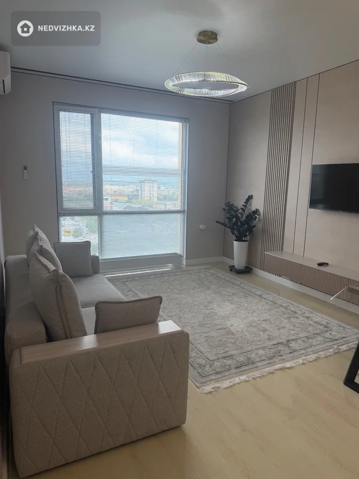 2-комнатная квартира, этаж 15 из 15, 50 м², фотография 4