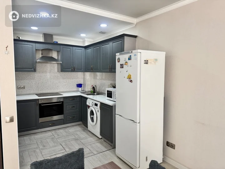 1-комнатная квартира, этаж 1 из 5, 44 м², На длительный срок, фотография 2