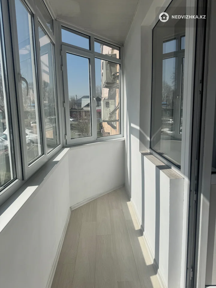 1-комнатная квартира, этаж 1 из 5, 44 м², На длительный срок, фотография 5