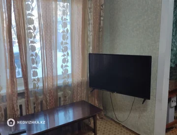 2-комнатная квартира, этаж 1 из 5, 44 м², На длительный срок, миниатюра 4
