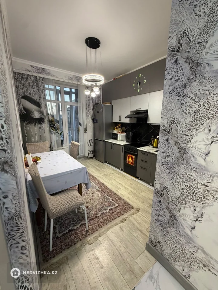 1-комнатная квартира, этаж 9 из 10, 40 м², фотография 5