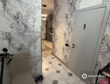1-комнатная квартира, этаж 9 из 10, 40 м², миниатюра 10