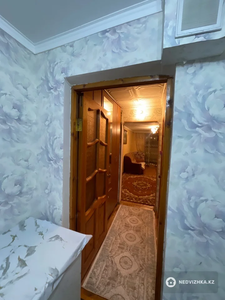 1-комнатная квартира, этаж 1 из 4, 28 м²