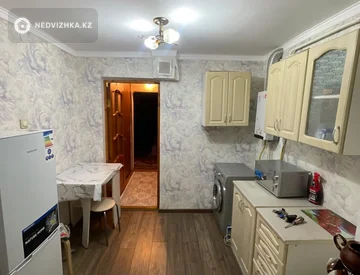1-комнатная квартира, этаж 1 из 4, 28 м², миниатюра 2