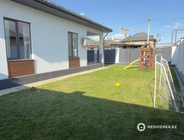 4-комнатный дом, 6 соток, 217 м², миниатюра 2