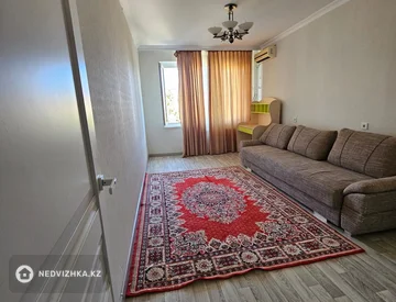 2-комнатная квартира, этаж 4 из 5, 59 м², миниатюра 1