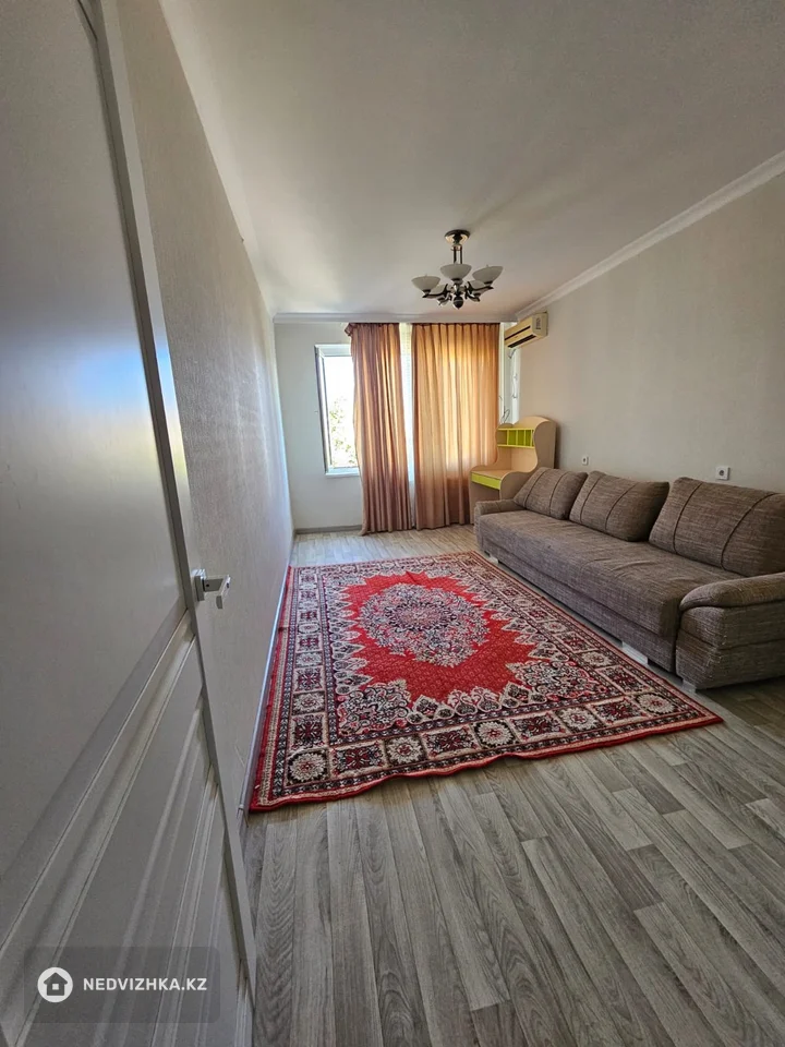 2-комнатная квартира, этаж 4 из 5, 59 м²